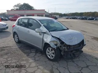 2007 Nissan Versa 1.8 S with VIN 3N1BC13E97L383742, listed as a IAAI auction lot 41724687 with 294,413 mi miles. Bid and sale history available at carsss.com. Image 1.