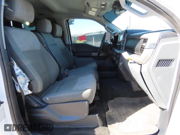 2024 Ford F-350 XL with VIN 1FT8W3DT5REC30446, listed as a Copart auction lot 47858355 with 23,261 mi miles and Salvage Title. Bid and sale history available at DreamBid. Image 5.