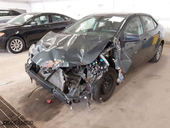 2019 Toyota Corolla L with VIN 2T1BURHE5KC211768, listed as a IAAI auction lot 42071995 with 1 mi miles. Bid and sale history available at carsss.com. Image 6.