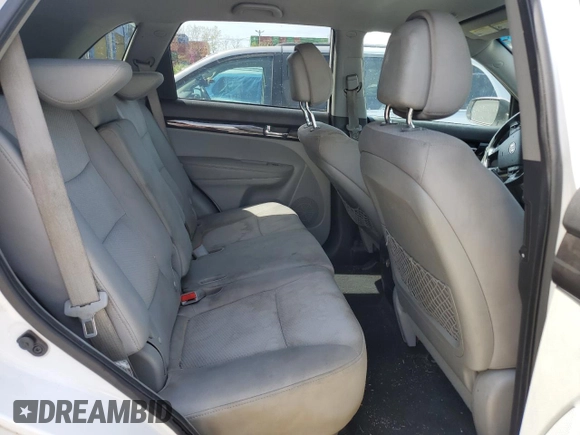 2011 Kia Sorento LX with VIN 5XYKTCA15BG027989, listed as a Copart auction lot 54152835 with 232,372 mi miles and Clean Title. Bid and sale history available at DreamBid. Image 11.