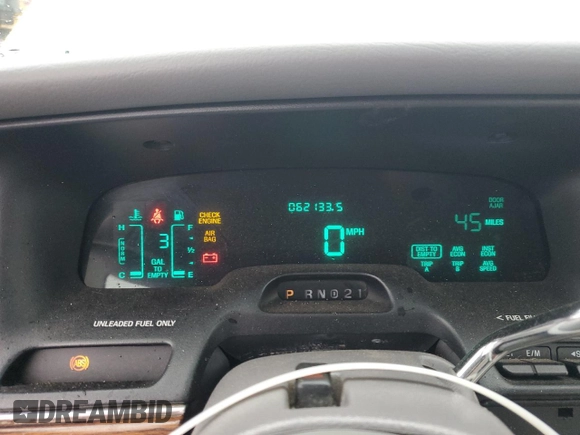 1995 Ford Crown Victoria LX с VIN 2FALP74W1SX200511, выставлен на аукционе Copart как лот 48807055 с пробегом 62 133 миль миль и Списание • Salvage title. История ставок и продаж доступна на DreamBid. Изображение 9.