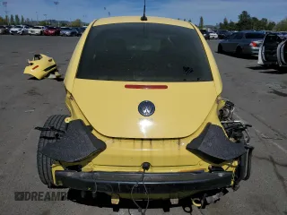 2009 Volkswagen New Beetle Coupe S with VIN 3VWRG31C59M506895, listed as a Copart auction lot 52944605 with 56,834 mi miles and Salvage Title. Bid and sale history available at carsss.com. Image 6.