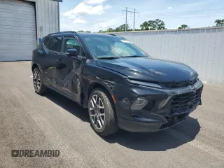2025 Chevrolet Blazer RS z VIN 3GNKBERSXSS191207, wystawiony jako Copart lot #60228005 z przebiegiem 1 683 mil mil oraz Szkoda całkowita • Salvage title. Historia ofert i sprzedaży dostępna na DreamBid. Obrazek 4.