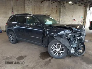 2024 Jeep Grand Cherokee Limited with VIN 1C4RJHBG7R8609050, listed as a IAAI auction lot 42493623 with 14,132 mi miles and . Bid and sale history available at DreamBid. Image 1.