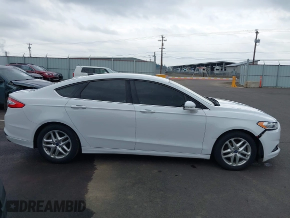 2013 Ford Fusion SE with VIN 3FA6P0HR9DR271840, listed as a IAAI auction lot 41777825 with 61,266 mi miles. Bid and sale history available at carsss.com. Image 13.