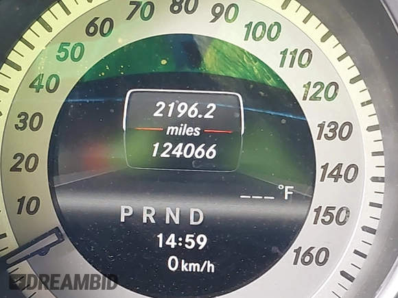 2013 Mercedes-Benz C 300 Sport with VIN WDDGF8AB5DR254208, listed as a IAAI auction lot 42514422 with 124,066 mi miles and . Bid and sale history available at DreamBid. Image 15.