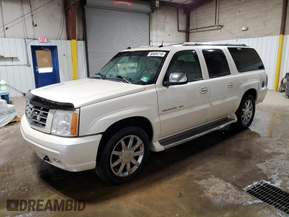 2005 Cadillac Escalade ESV z VIN 3GYFK66N95G172728, wystawiony jako Copart lot #50404715 z przebiegiem 139 546 mil mil oraz Szkody całkowita. Historia ofert i sprzedaży dostępna na DreamBid. Obrazek 1.