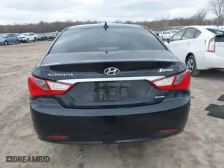 2013 Hyundai Sonata SE with VIN 5NPEC4AC6DH726709, listed as a IAAI auction lot 41967181 with 129,109 mi miles. Bid and sale history available at carsss.com. Image 16.