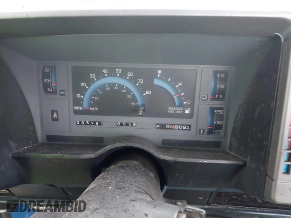 1992 GMC Sonoma z VIN 1GTCS14A9N8529102, wystawiony jako IAAI lot #42268788 z przebiegiem 83 781 mil mil oraz . Historia ofert i sprzedaży dostępna na DreamBid. Obrazek 7.