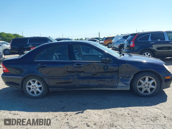 2006 Mercedes-Benz C 280 Luxury with VIN WDBRF54H86A837115, listed as a IAAI auction lot 41715543 with 140,760 mi miles and . Bid and sale history available at DreamBid. Image 13.