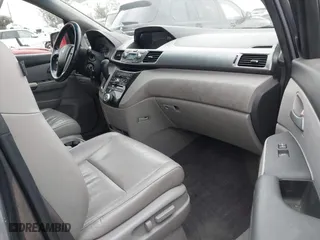 2011 Honda Odyssey EX-L with VIN 5FNRL5H66BB015305, listed as a IAAI auction lot 42065872 with 190,580 mi miles. Bid and sale history available at carsss.com. Image 5.