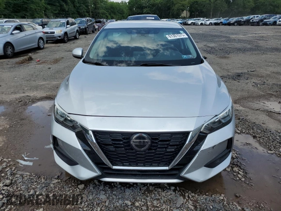 2021 Nissan Sentra SV with VIN 3N1AB8CV6MY208984, listed as a Copart auction lot 61301575 with 40,055 mi miles and Salvage title. Bid and sale history available at DreamBid. Image 5.