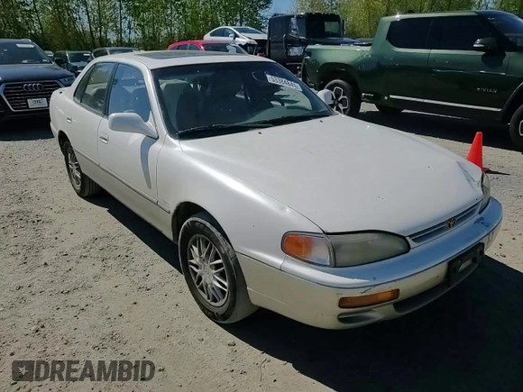 1996 Toyota Camry LE z VIN JT2BF12K5T0172341, wystawiony jako Copart lot #53384845 z przebiegiem 308 235 mil mil oraz Szkoda całkowita • Salvage title. Historia ofert i sprzedaży dostępna na DreamBid. Obrazek 13.