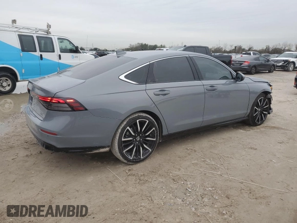 2025 Honda Accord Touring with VIN 1HGCY2F81SA001588, listed as a Copart auction lot 88773825 with 4,899 mi miles and Salvage title. Bid and sale history available at DreamBid. Image 3.