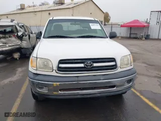 2001 Toyota Tundra SR5 with VIN 5TBRN34101S138836, listed as a IAAI auction lot 40957928 with 177,849 mi miles. Bid and sale history available at carsss.com. Image 12.