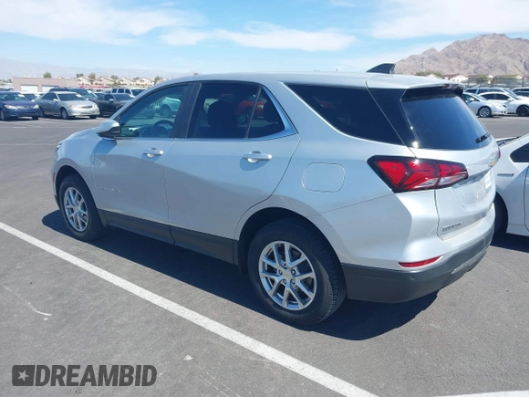 2022 Chevrolet Equinox LT with VIN 2GNAXTEV0N6134115, listed as a IAAI auction lot 41989096 with 118,688 mi miles. Bid and sale history available at carsss.com. Image 3.