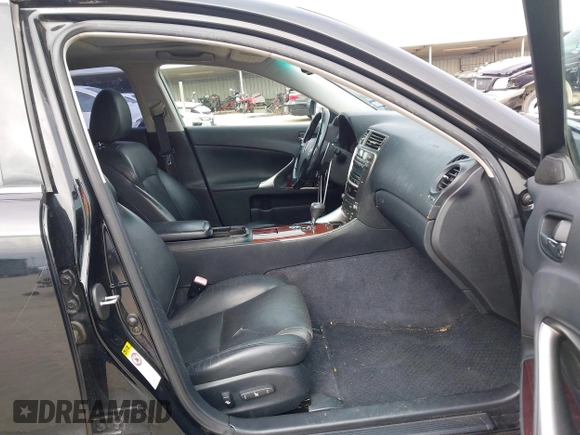 2006 Lexus IS 250 Manual with VIN JTHBK262865011815, listed as a IAAI auction lot 41309039 with 230,942 mi miles. Bid and sale history available at carsss.com. Image 5.