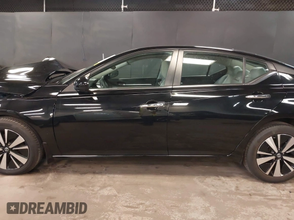 2021 Nissan Altima SV with VIN 1N4BL4DV6MN411107, listed as a IAAI auction lot 42103161 with 22,133 mi miles and . Bid and sale history available at DreamBid. Image 15.