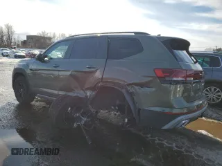 2024 Volkswagen Atlas Peak Edition SEL with VIN 1V2GR2CA3RC619979, listed as a Copart auction lot 45716235 with 2,407 mi miles and Salvage title. Bid and sale history available at DreamBid. Image 2.