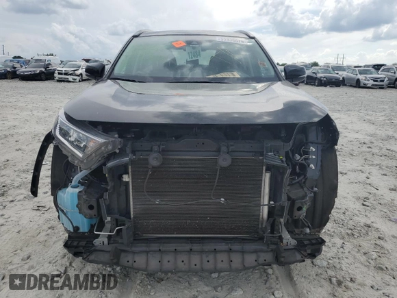 2021 Toyota RAV4 XLE Premium with VIN 2T3C1RFV9MW162776, listed as a Copart auction lot 55336675 with 79,060 mi miles and Salvage title. Bid and sale history available at DreamBid. Image 5.