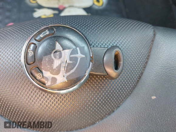 2014 MINI Convertible S с VIN WMWZP3C50ET298497, выставлен на аукционе IAAI как лот 42345812 с пробегом 119 921 миль миль и . История ставок и продаж доступна на DreamBid. Изображение 11.