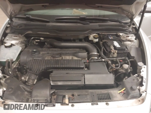 2011 Volvo V50 с VIN YV1672MW8B2597061, выставлен на аукционе IAAI как лот 42083823 с пробегом 164 818 миль миль и . История ставок и продаж доступна на DreamBid. Изображение 10.