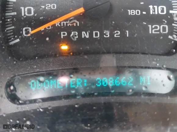 2006 Chevrolet Silverado 1500 Work Truck with VIN 3GCEC14X56G260456, listed as a IAAI auction lot 41631680 with 308,662 mi miles. Bid and sale history available at carsss.com. Image 16.