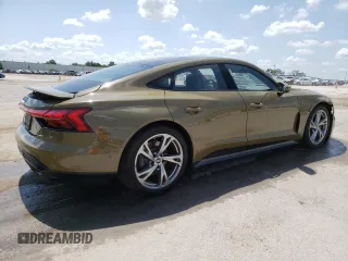 2022 Audi e-tron GT Prestige z VIN WAUDJBFW7N7009179, wystawiony jako Copart lot #53146264 z przebiegiem 17 798 mil mil oraz . Historia ofert i sprzedaży dostępna na DreamBid. Obrazek 3.
