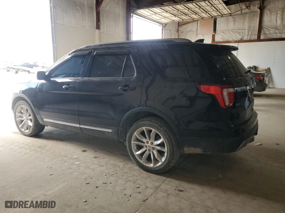 2017 Ford Explorer XLT with VIN 1FM5K8D80HGD51570, listed as a Copart auction lot 46786085 with 122,612 mi miles and Salvage Title. Bid and sale history available at carsss.com. Image 2.