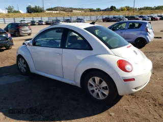 2010 Volkswagen New Beetle Coupe with VIN 3VWPW3AG7AM012961, listed as a Copart auction lot 76802104 with 138,949 mi miles and Salvage Title. Bid and sale history available at carsss.com. Image 2.