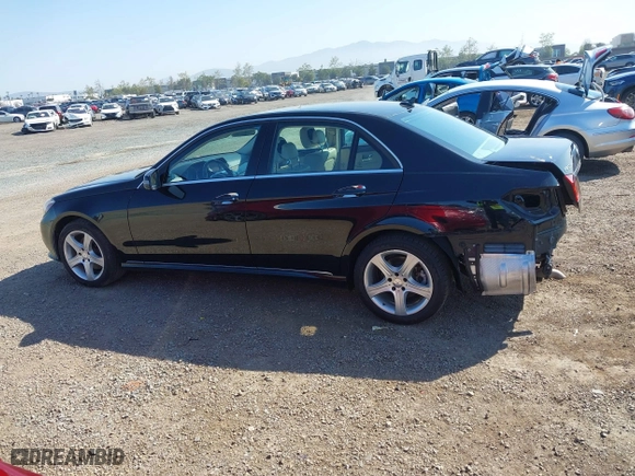 2015 Mercedes-Benz E-Class E 250 BlueTEC Luxury with VIN WDDHF0EB5FB120603, listed as a IAAI auction lot 41836068 with 112,264 mi miles. Bid and sale history available at carsss.com. Image 15.