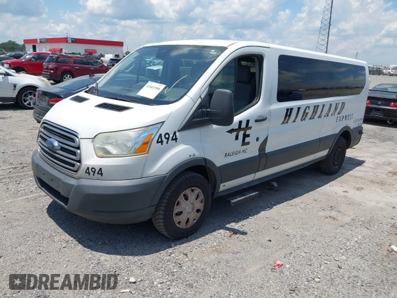 2015 Ford Transit XL z VIN 1FBZX2ZM3FKA54172, wystawiony jako IAAI lot #42601588 z przebiegiem 619 881 mil mil oraz . Historia ofert i sprzedaży dostępna na DreamBid. Obrazek 19.