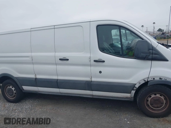 2017 Ford Transit с VIN 1FTYE9ZM6HKA23703, выставлен на аукционе IAAI как лот 41880601 с пробегом Не указан миль и . История ставок и продаж доступна на DreamBid. Изображение 14.