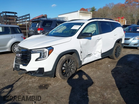 2023 GMC Terrain SLE with VIN 3GKALTEG3PL117396, listed as a IAAI auction lot 40975573 with 38,740 mi miles. Bid and sale history available at carsss.com. Image 2.