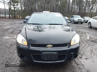 2015 Chevrolet Impala Limited Police Police with VIN 2G1WD5E30F1123396, listed as a IAAI auction lot 41357666 with 81,411 mi miles. Bid and sale history available at carsss.com. Image 12.