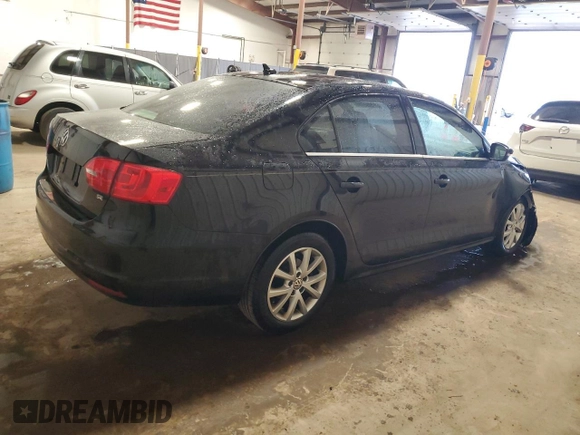 2014 Volkswagen Jetta SE with VIN 3VWD17AJ6EM387167, listed as a Copart auction lot 52251955 with 150,441 mi miles and Salvage title. Bid and sale history available at DreamBid. Image 3.