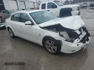 2010 BMW 5 Series 528i xDrive with VIN WBANV1C50AC445727, listed as a Copart auction lot 86628664 with 204,199 mi miles and Salvage Title. Bid and sale history available at carsss.com. Image 4.