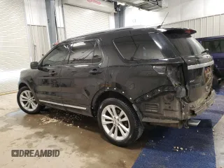 2018 Ford Explorer XLT with VIN 1FM5K8D83JGA77948, listed as a Copart auction lot 48333605 with 83,471 mi miles and Salvage Title. Bid and sale history available at carsss.com. Image 2.