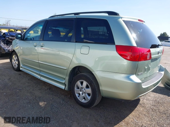 2008 Toyota Sienna CE with VIN 5TDZK23C28S158951, listed as a IAAI auction lot 41986003 with 67,696 mi miles. Bid and sale history available at carsss.com. Image 3.