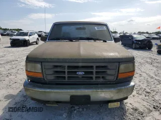 1994 Ford F-150 z VIN 1FTEX15N3RKB84136, wystawiony jako Copart lot #58248585 z przebiegiem 181 787 mil mil oraz Czysty tytuł • Clean title. Historia ofert i sprzedaży dostępna na DreamBid. Obrazek 5.