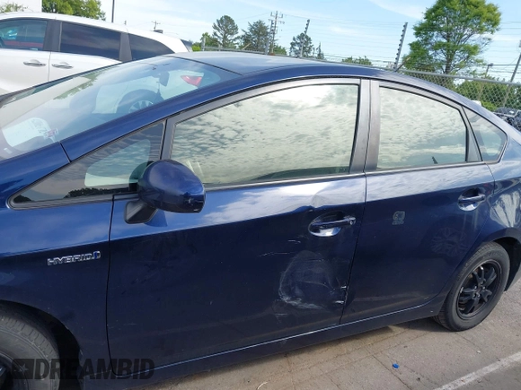 2015 Toyota Prius Four with VIN JTDKN3DU0F0479229, listed as a IAAI auction lot 42063782 with 203,501 mi miles and . Bid and sale history available at DreamBid. Image 14.