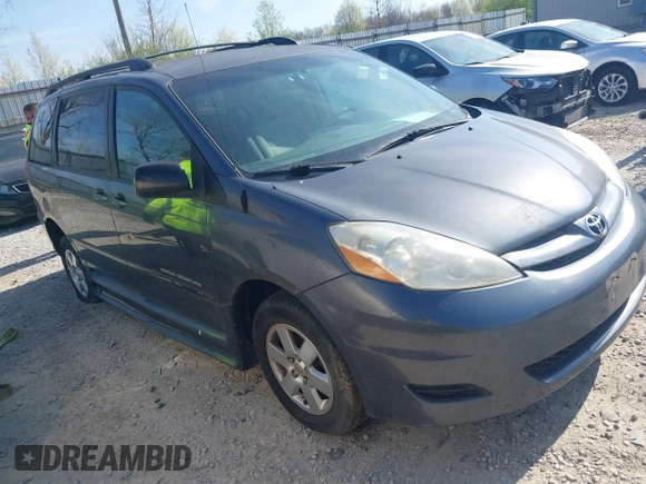 2007 Toyota Sienna CE with VIN 5TDZK23C97S078643, listed as a IAAI auction lot 41991258 with 133,313 mi miles. Bid and sale history available at carsss.com. Image 1.