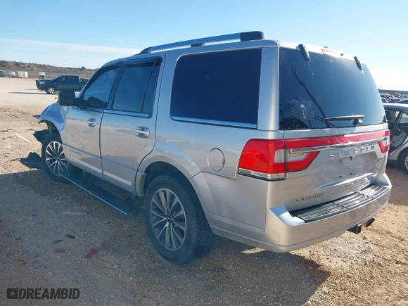 2016 Lincoln Navigator Select with VIN 5LMJJ2HT6GEL08923, listed as a IAAI auction lot 41663454 with 126,199 mi miles. Bid and sale history available at carsss.com. Image 3.