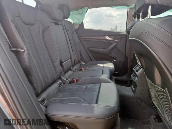 2024 Audi Q5 S line Premium with VIN WA1GAAFY6R2030890, listed as a Copart auction lot 59432555 with 33,671 mi miles and Salvage title. Bid and sale history available at DreamBid. Image 11.