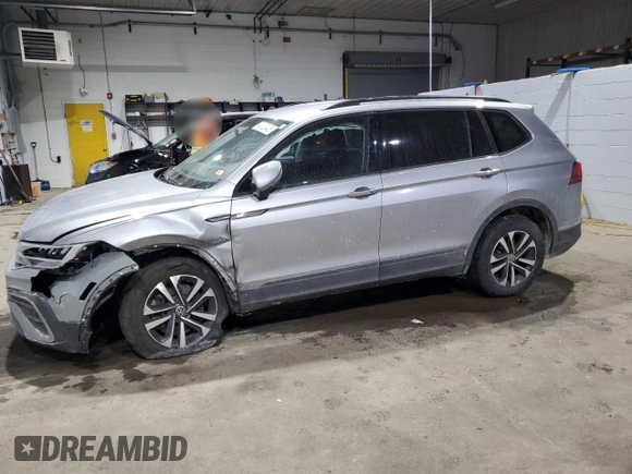 2022 Volkswagen Tiguan S with VIN 3VV0B7AX8NM053713, listed as a Copart auction lot 43020435 with 148,530 mi miles and Salvage title. Bid and sale history available at DreamBid. Image 1.