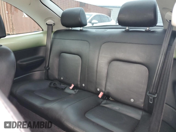 2006 Volkswagen Beetle with VIN 3VWRW31C46M402073, listed as a Copart auction lot 58721525 with 110,172 mi miles and Salvage title. Bid and sale history available at DreamBid. Image 10.