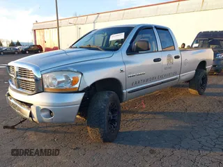 2006 Dodge Ram 3500 SLT with VIN 3D7LX38C06G263107, listed as a IAAI auction lot 41248069 with 213,631 mi miles. Bid and sale history available at carsss.com. Image 2.
