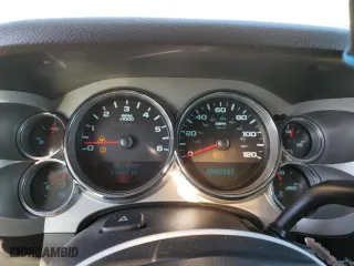 2007 Chevrolet Silverado 1500 LT w/1LT with VIN 2GCEC13C071725623, listed as a Copart auction lot 42019525 with 174,167 mi miles and Salvage Title. Bid and sale history available at carsss.com. Image 9.