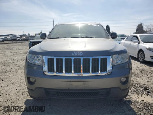 2011 Jeep Grand Cherokee Laredo with VIN 1J4RR4GGXBC702300, listed as a Copart auction lot 49736255 with 163,684 mi miles and Salvage Title. Bid and sale history available at carsss.com. Image 5.