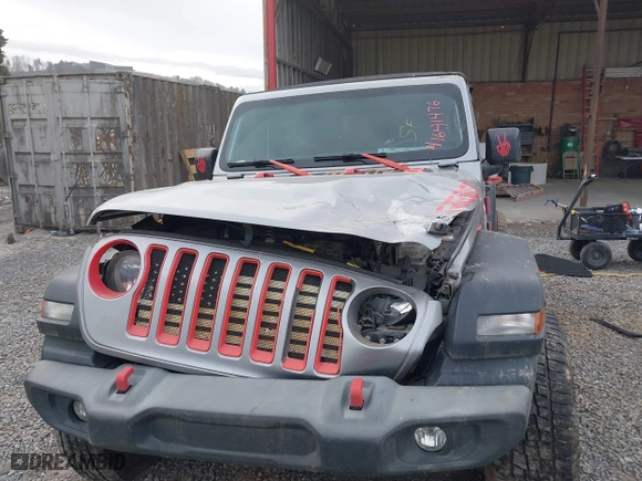 2018 Jeep Wrangler Unlimited Sport S with VIN 1C4HJXDG0JW250952, listed as a IAAI auction lot 41641476 with 117,284 mi miles. Bid and sale history available at carsss.com. Image 6.